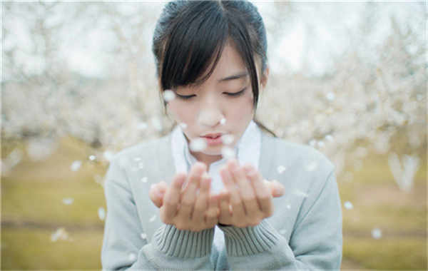 红原怀孕后验血多久可以知道男女(怀孕后多久可以验血检查出来)